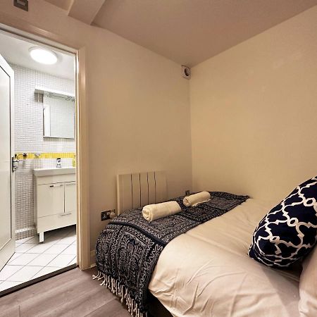 Chic Apartment In Mayfair ロンドン エクステリア 写真