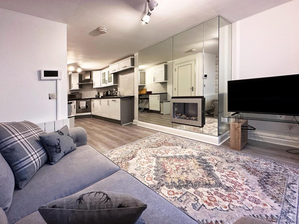Chic Apartment In Mayfair ロンドン エクステリア 写真