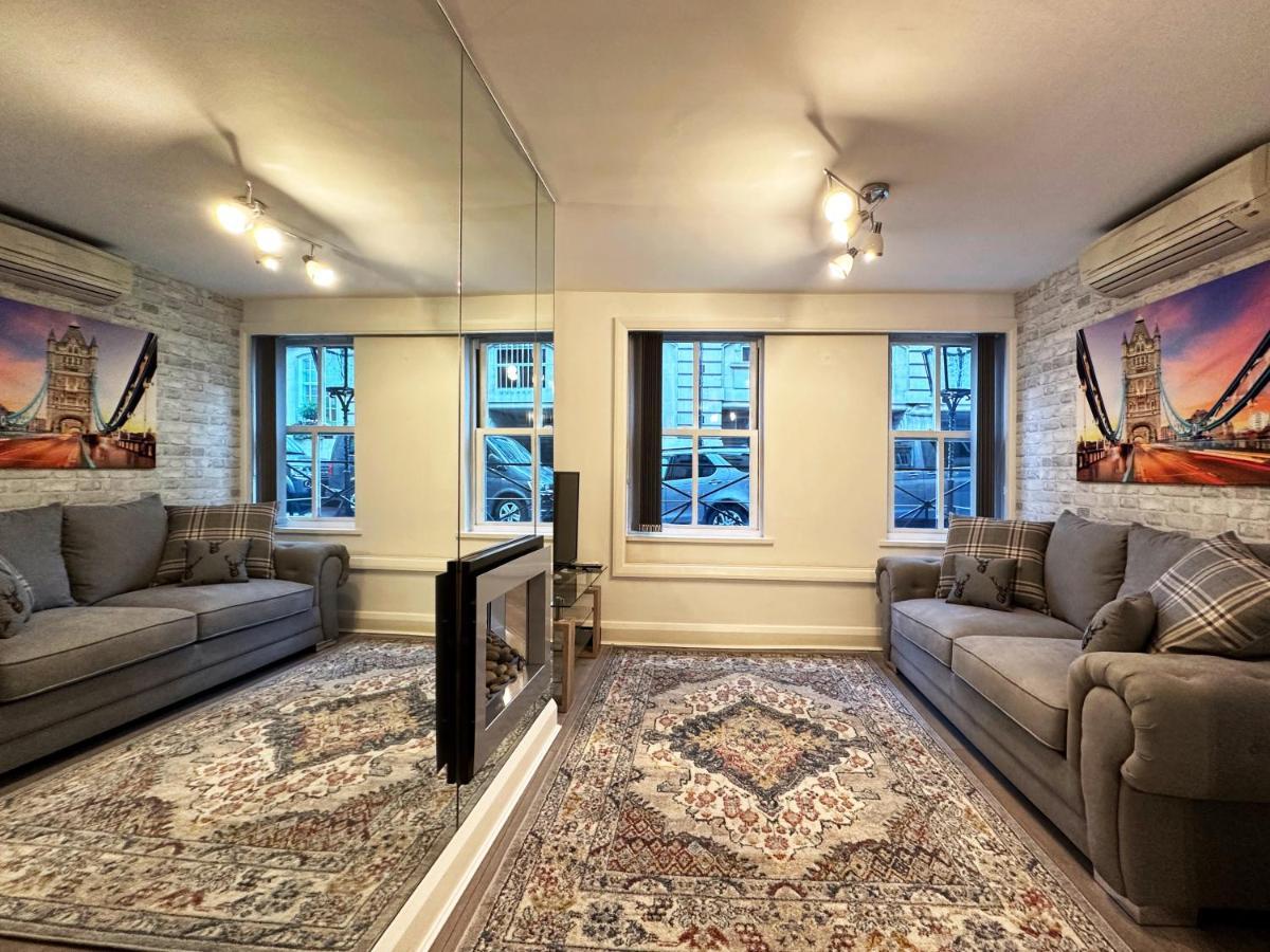 Chic Apartment In Mayfair ロンドン エクステリア 写真