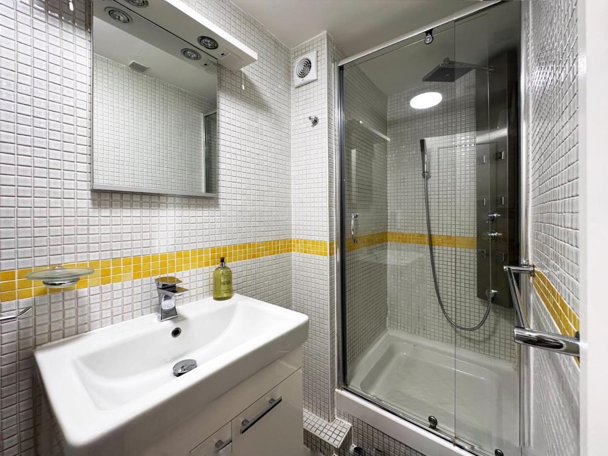 Chic Apartment In Mayfair ロンドン エクステリア 写真